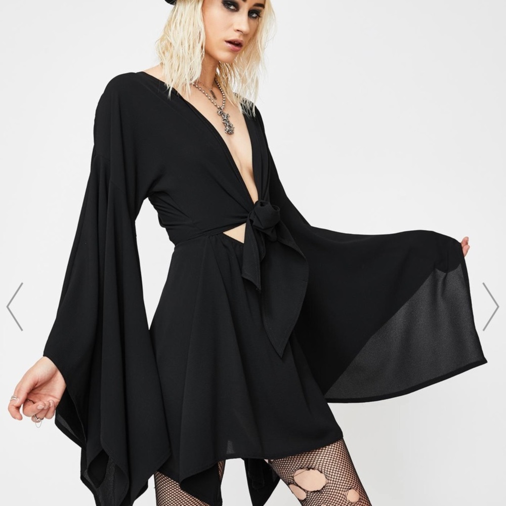 New girl order black bell sleeve mini dress